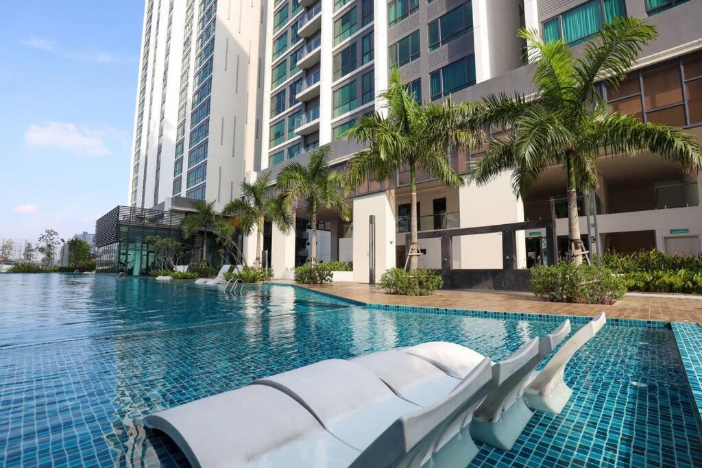 Greenfield Sunway Pyramid 2Room2Bath 6Pax 2C/Park. Petaling Jaya Exterior foto